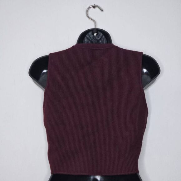 House Of Harlow 1960 Size Large Tank Top Maroon Thick Ribbed - Picture 3 of 5